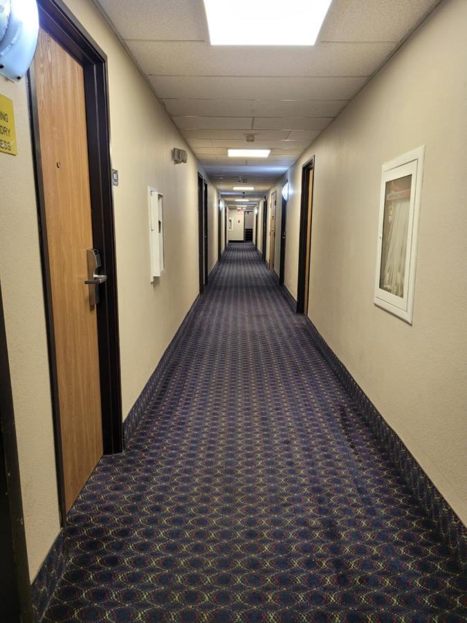 Raceway Inn Martinsville Eksteriør bilde